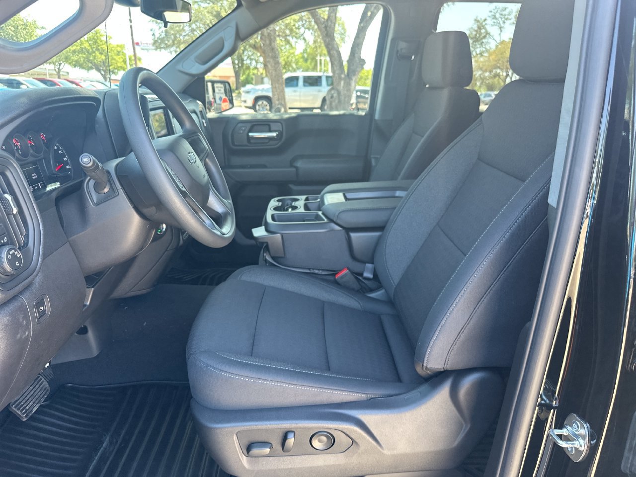 2026 Chevrolet Silverado 1500 Custom Trail Boss - Photo 10
