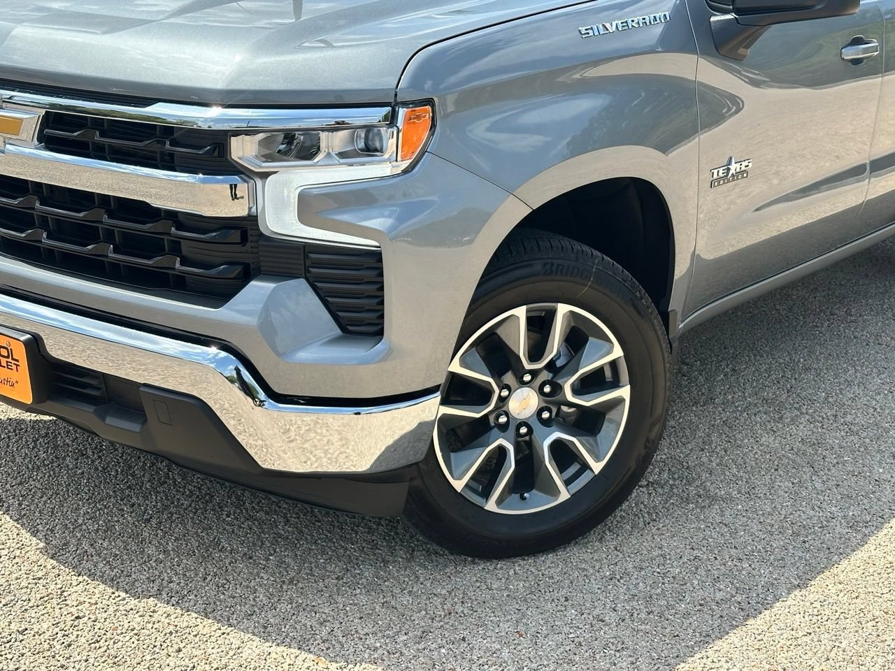 2026 Chevrolet Silverado 1500 LT, photo 2