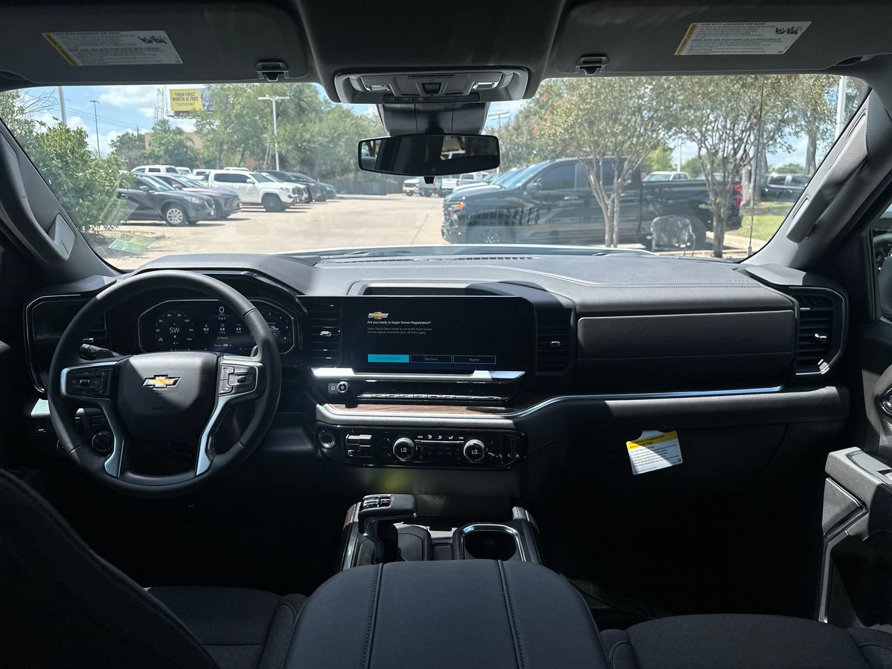 2026 Chevrolet Silverado 1500 LT Truck, photo 13