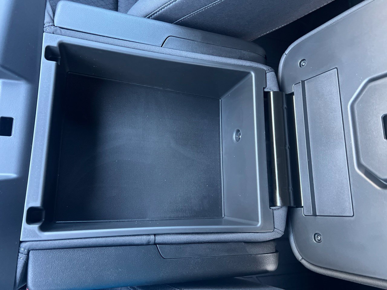 2026 Chevrolet Silverado 1500 RST - Photo 25