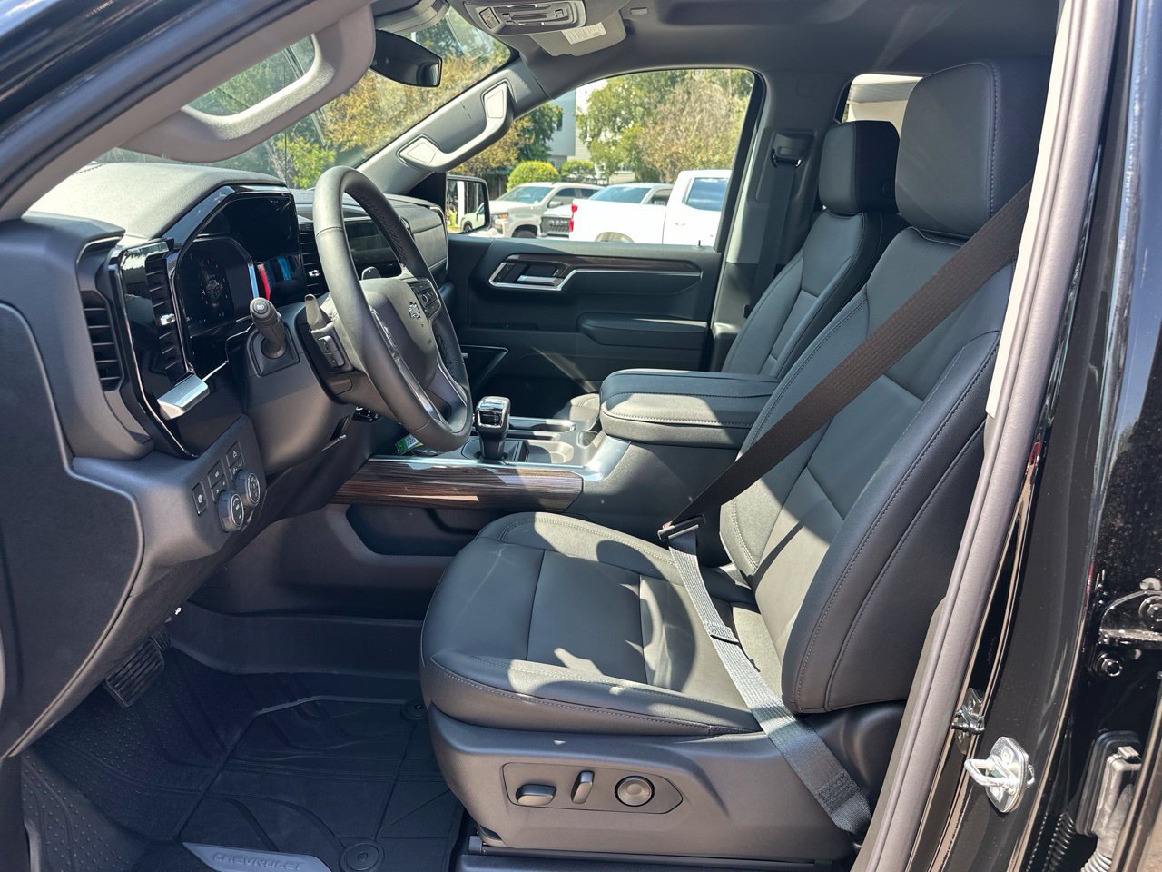 2026 Chevrolet Silverado 1500 RST Truck, photo 10