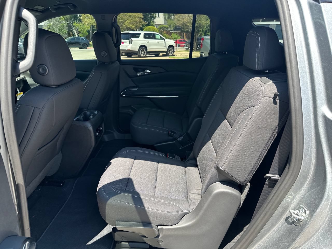 2027 Chevrolet Traverse LT - Photo 27