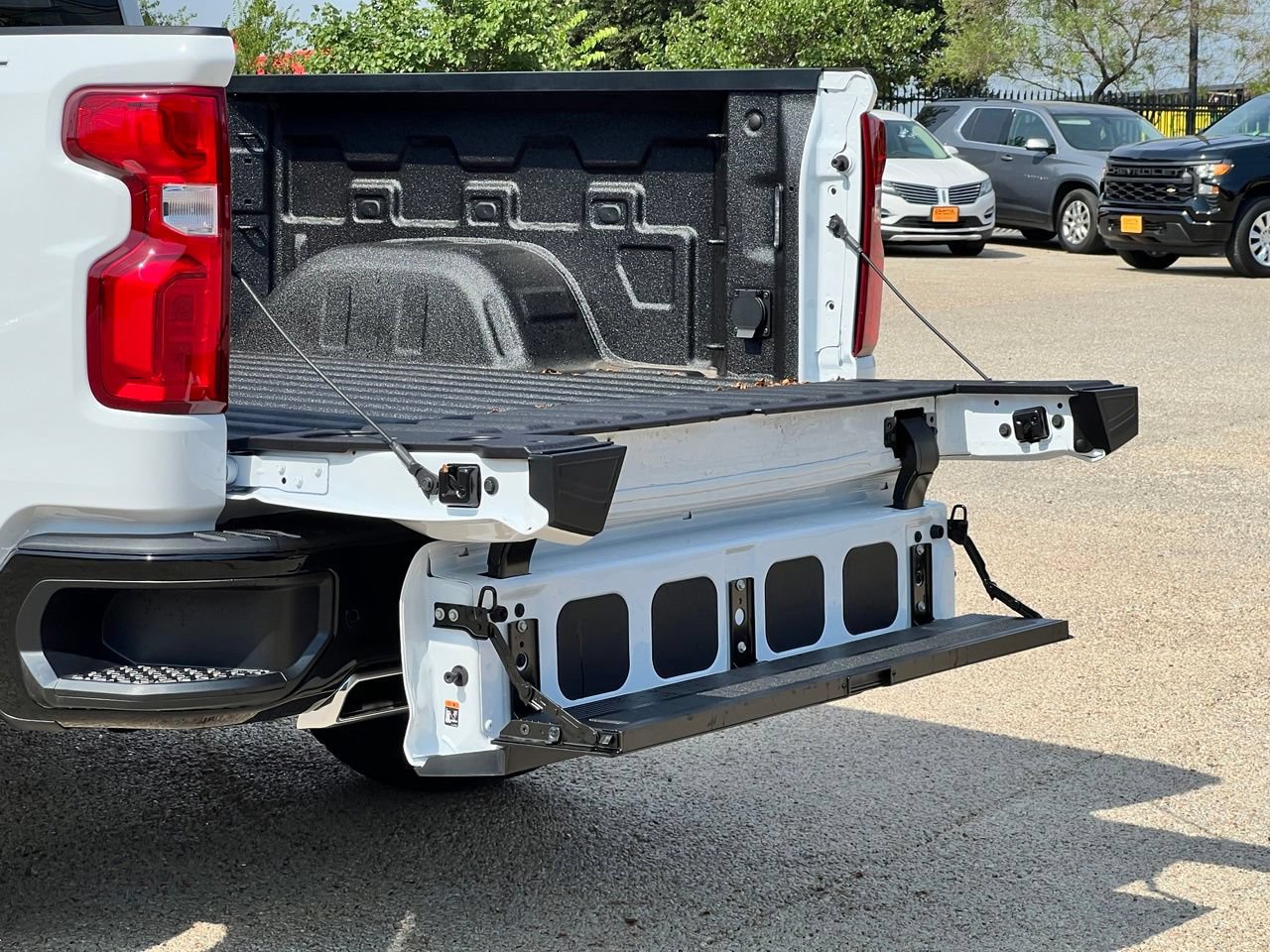 2026 Chevrolet Silverado 1500 LT Trail Boss - Photo 7