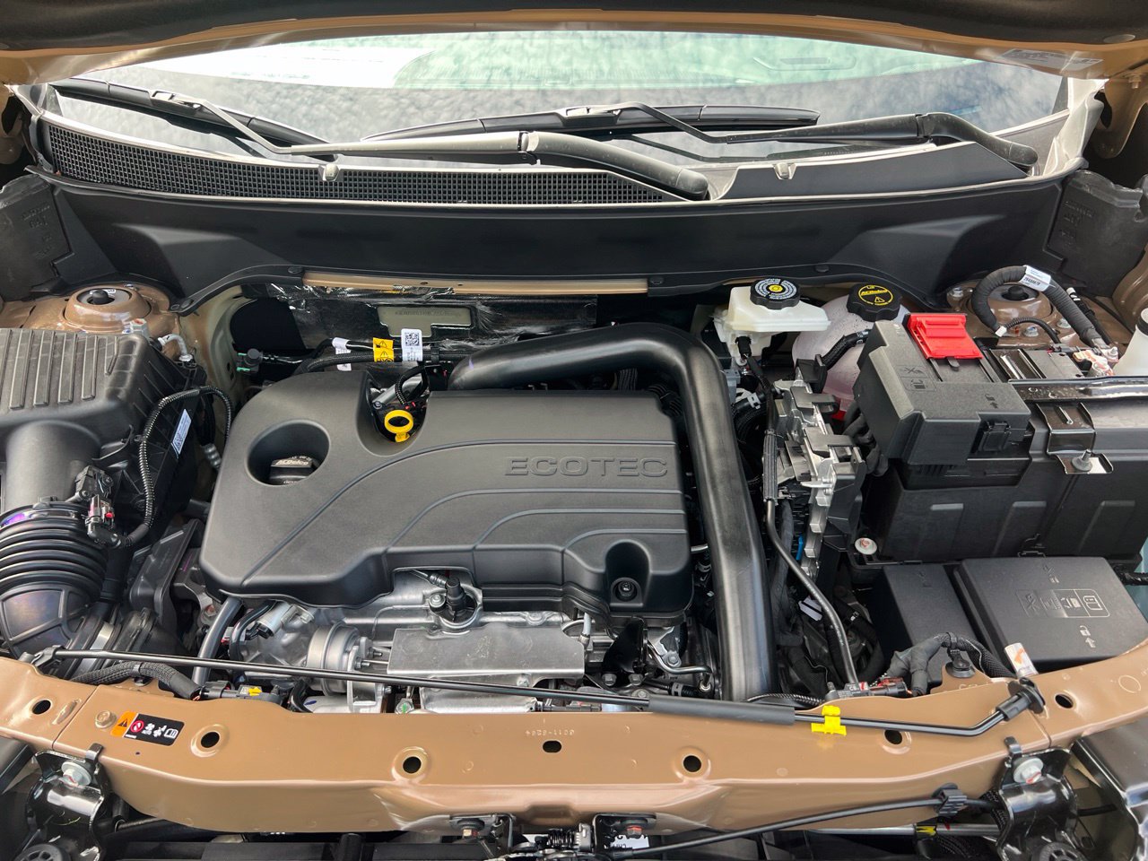 2027 Chevrolet Equinox LT - Photo 22