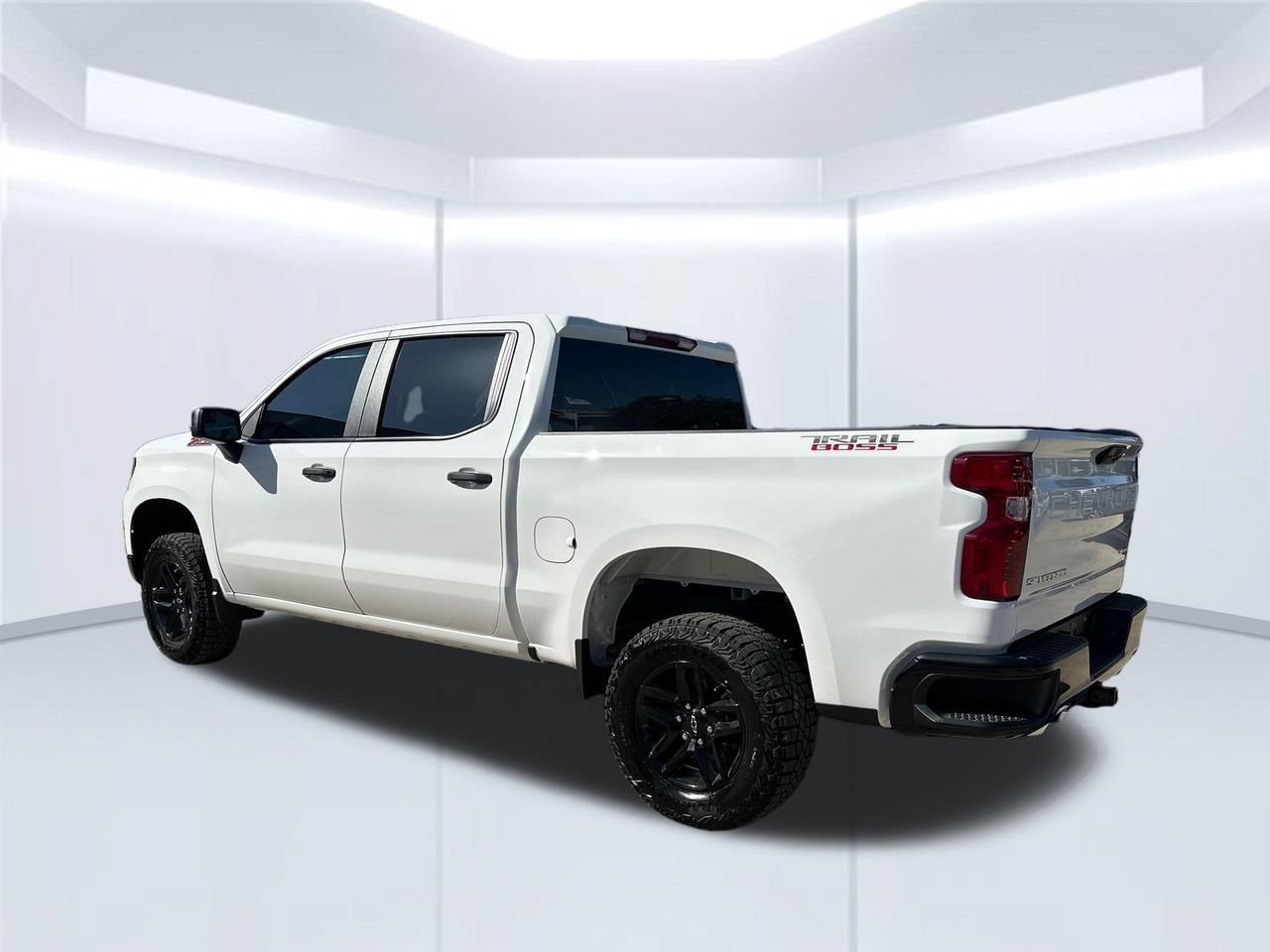 2026 Chevrolet Silverado 1500 Custom Trail Boss, photo 3