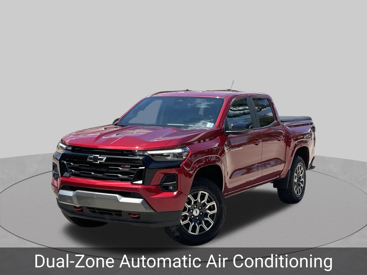 2023 Chevrolet Colorado Z71 - Photo 9
