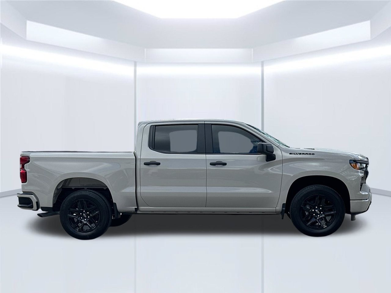 2026 Chevrolet Silverado 1500 Custom - Photo 6