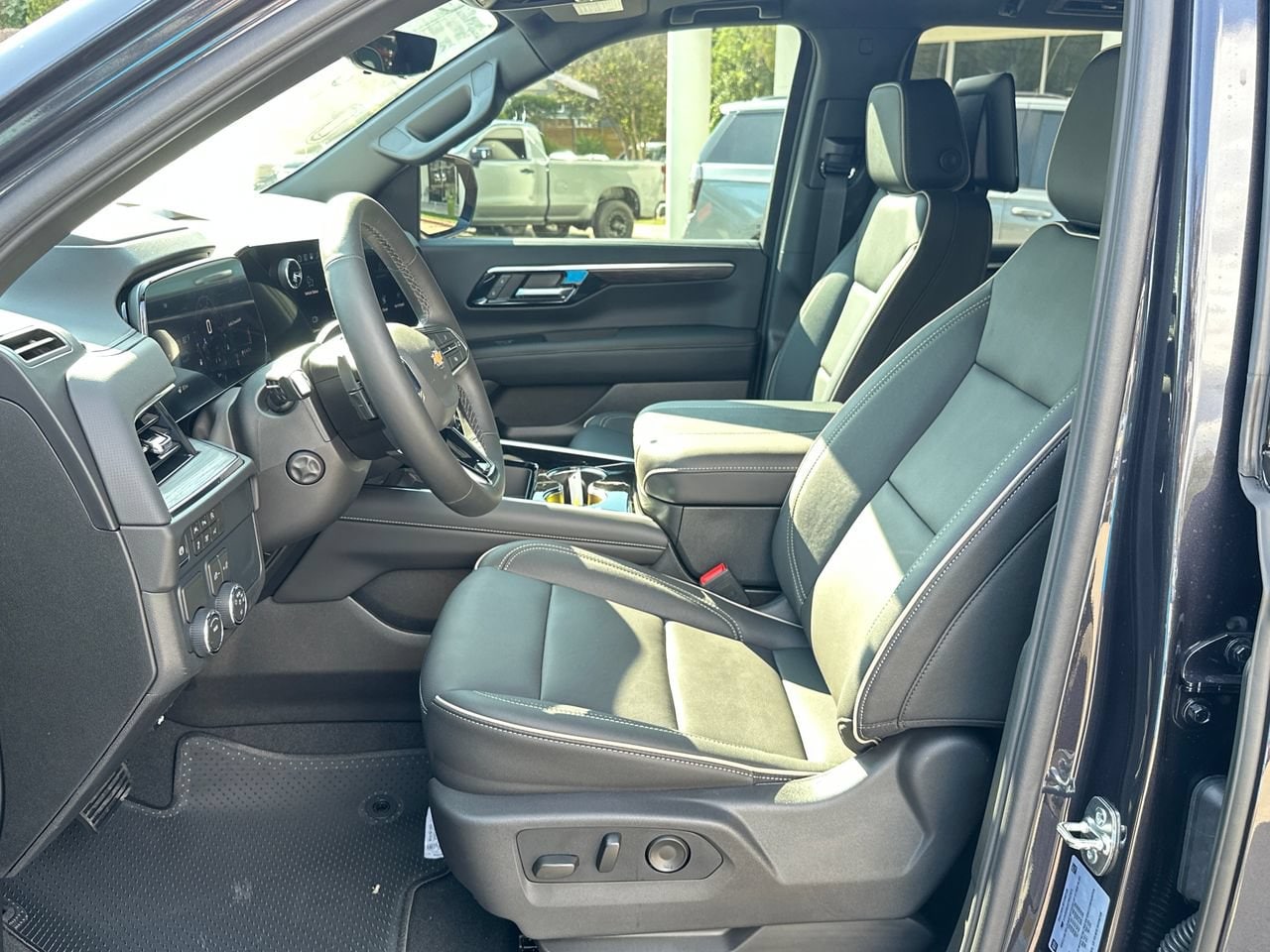 2026 Chevrolet Tahoe Premier SUV, photo 10