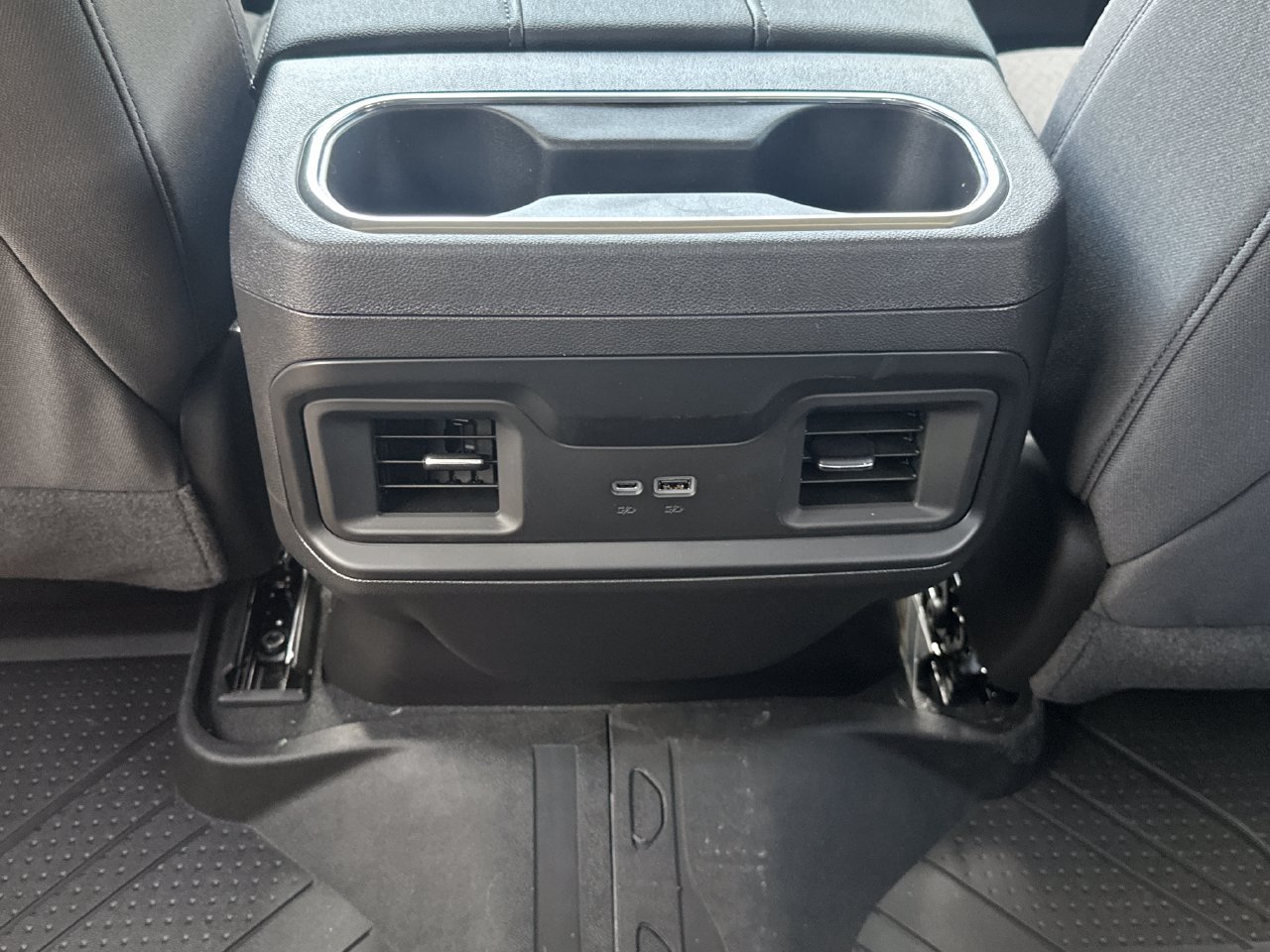 2026 Chevrolet Silverado 1500 LT - Photo 27