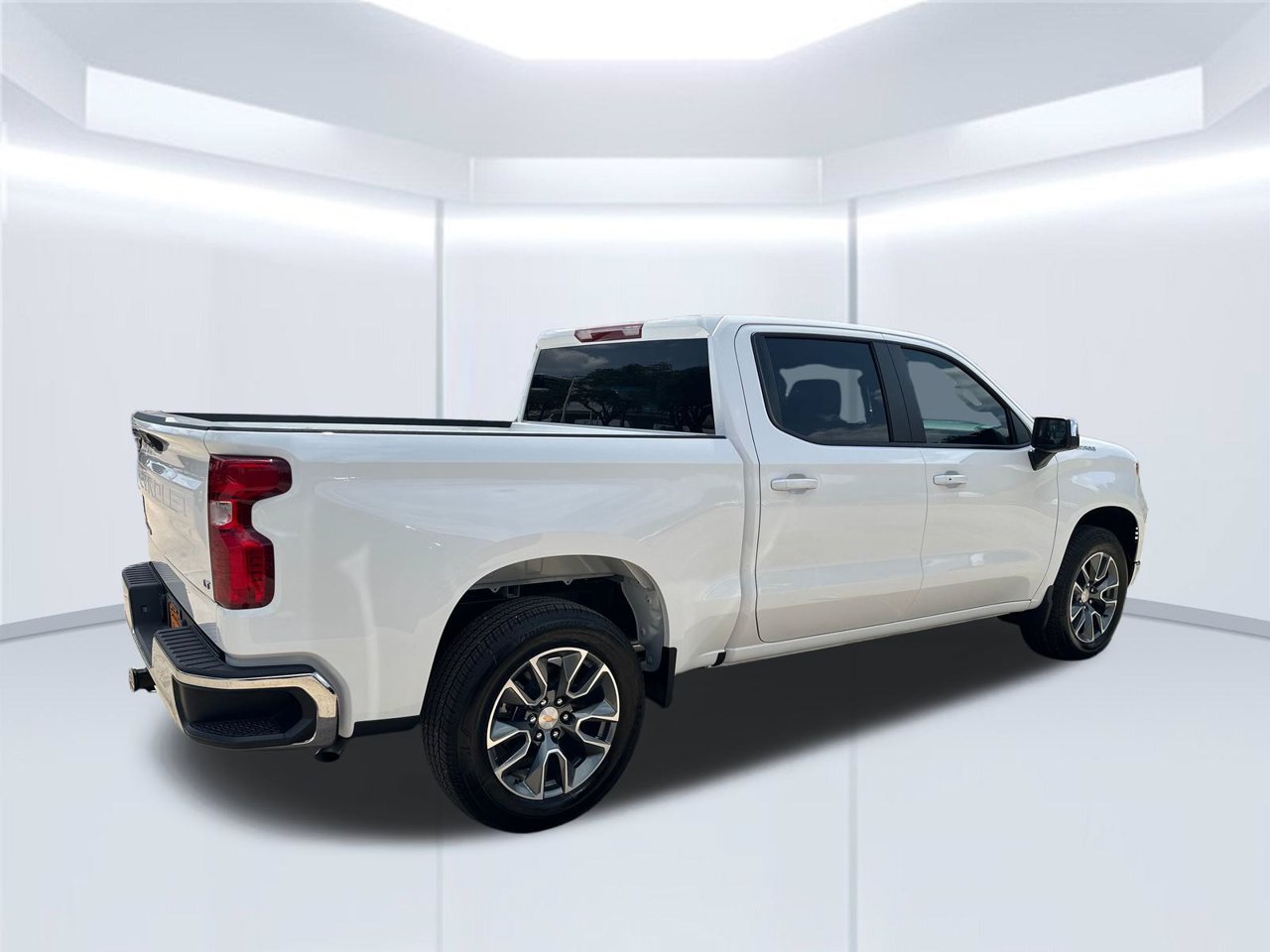2026 Chevrolet Silverado 1500 LT - Photo 6