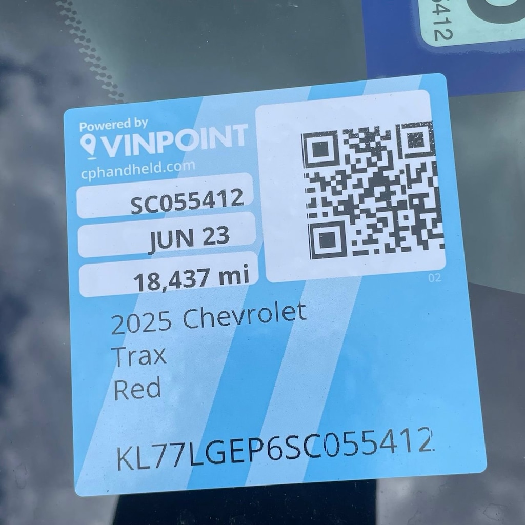 Used 2025 Chevrolet Trax 1RS SUV