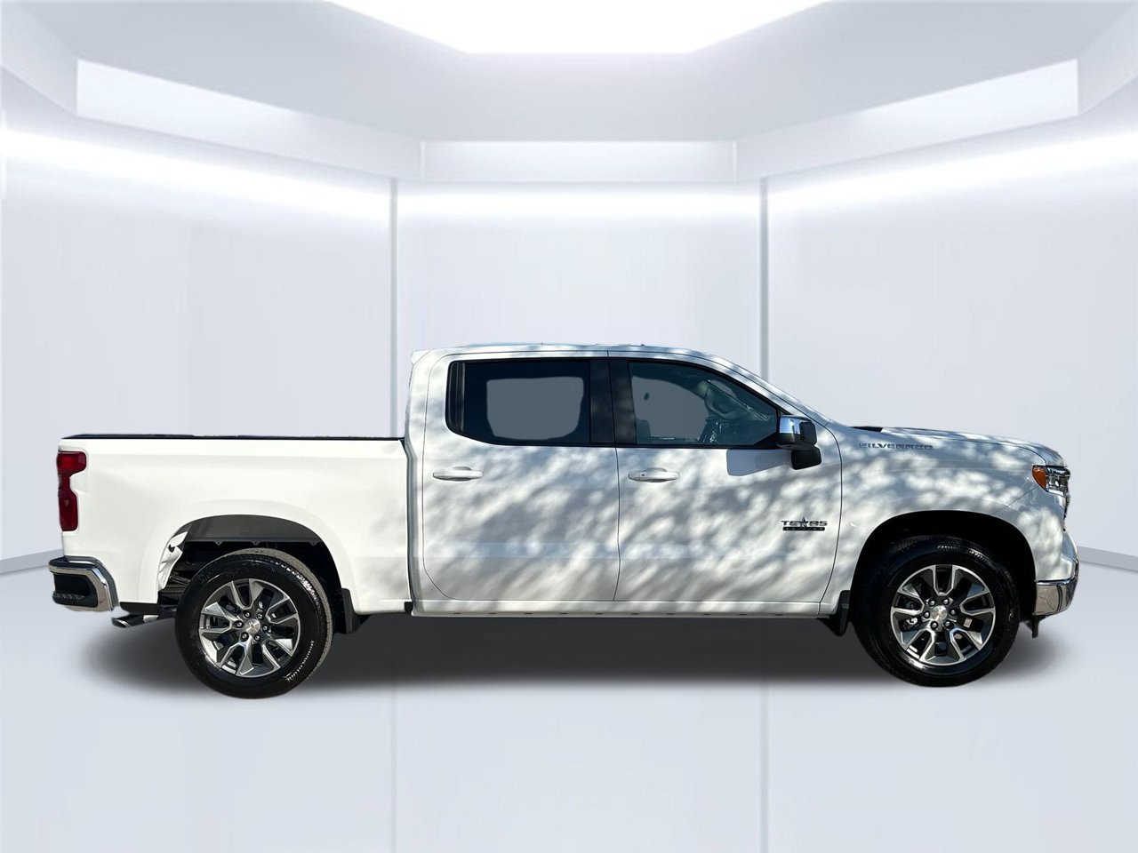2026 Chevrolet Silverado 1500 LT - Photo 6