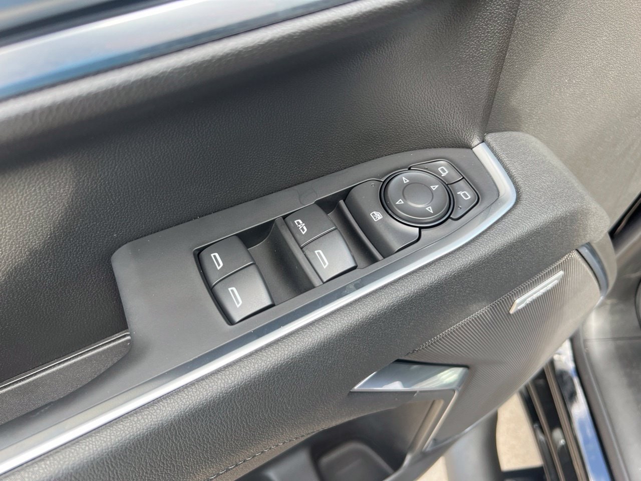 2026 Chevrolet Silverado 1500 RST Truck, photo 13