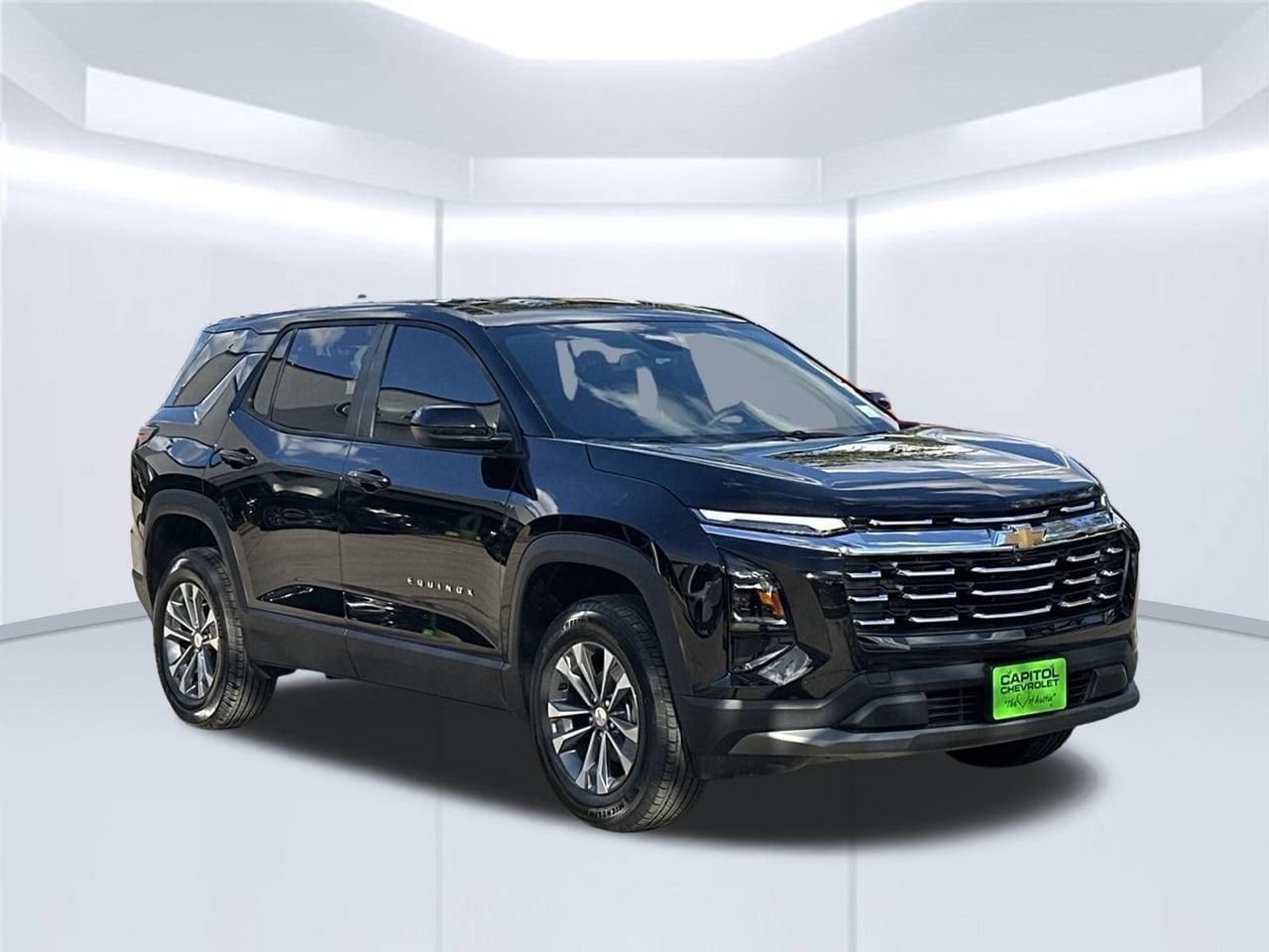2027 Chevrolet Equinox LT - Photo 8