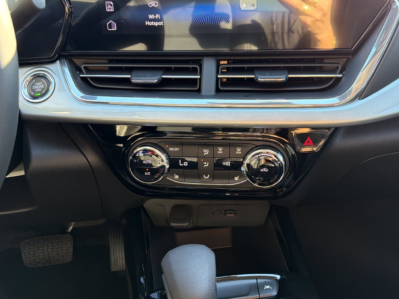 2026 Chevrolet Trax LT - Photo 18