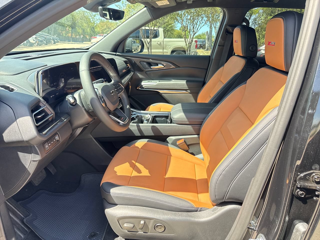 2027 Chevrolet Traverse Z71 SUV, photo 10