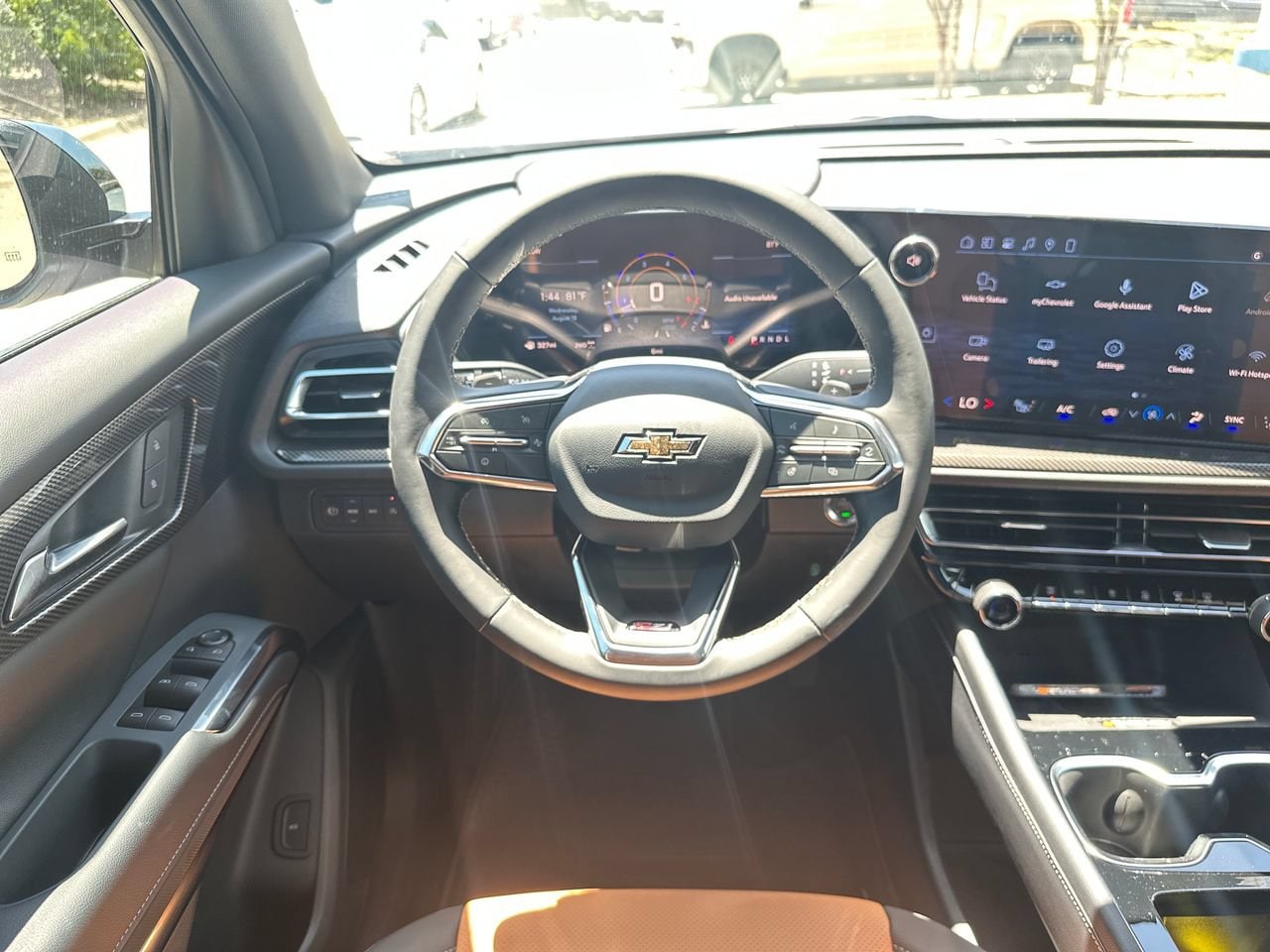2027 Chevrolet Traverse Z71 SUV, photo 13