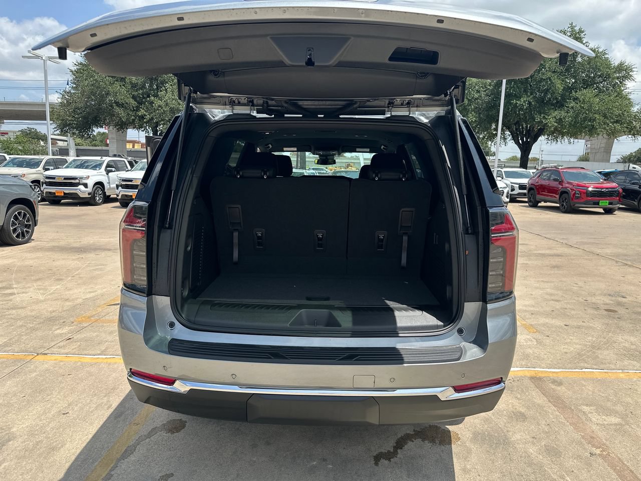 2026 Chevrolet Tahoe LS SUV, photo 24