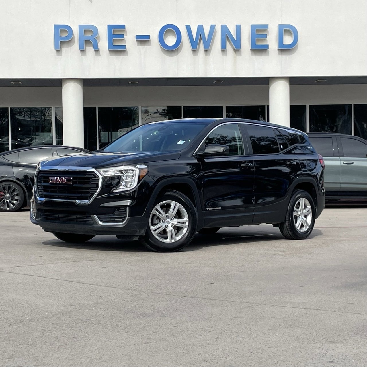 2024 GMC Terrain SLE's photo