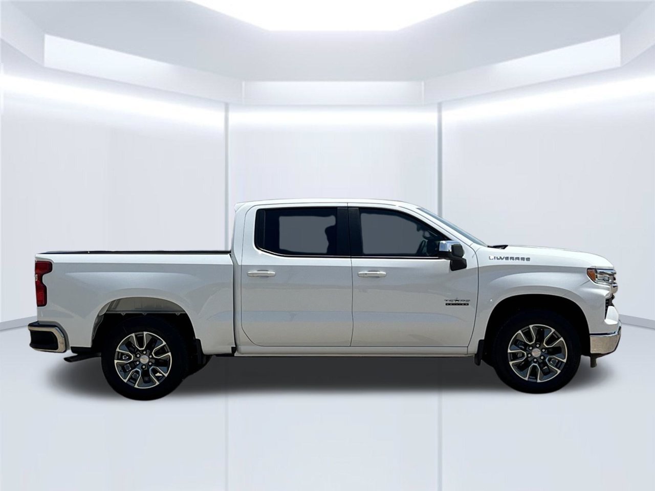 2026 Chevrolet Silverado 1500 LT - Photo 9