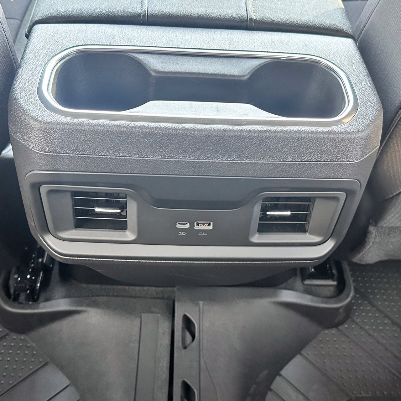 2026 Chevrolet Silverado 1500 LT - Photo 28