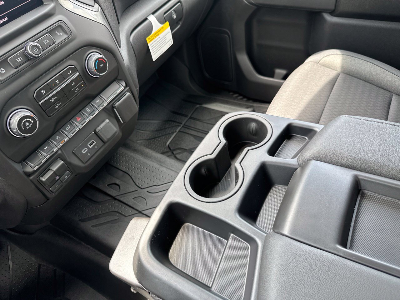 2026 Chevrolet Silverado 1500 Custom - Photo 18