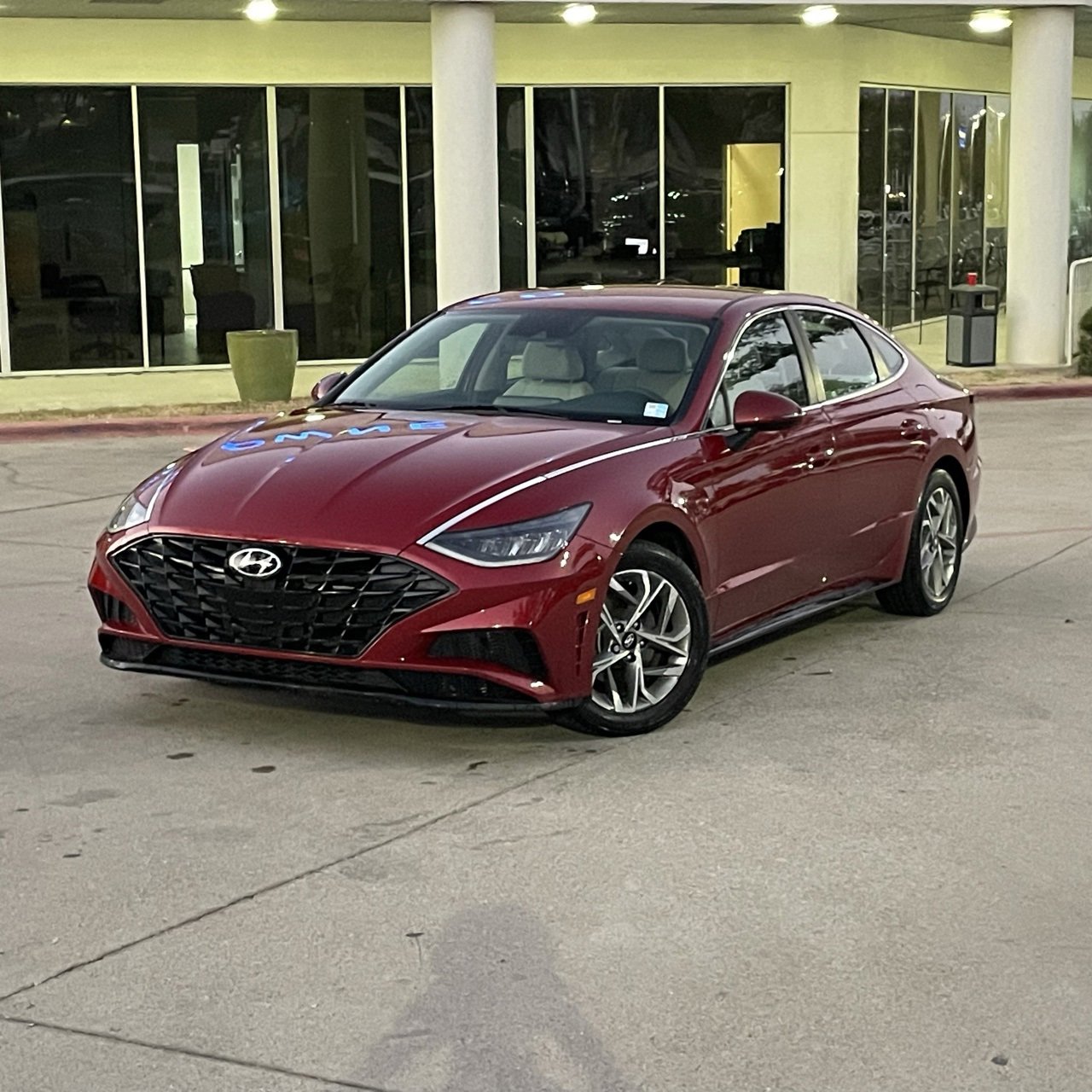 2023 Hyundai Sonata SEL photo 2