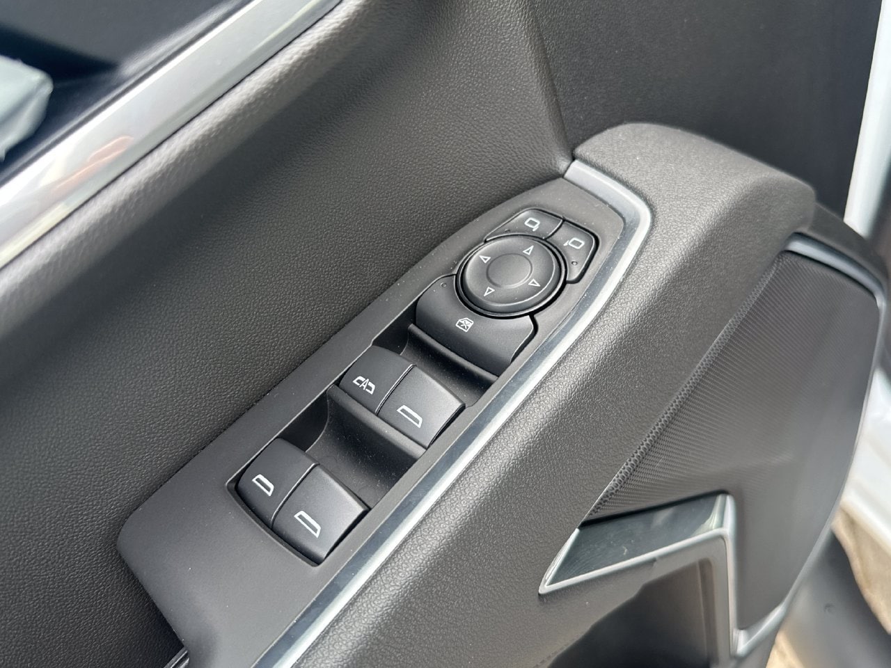 2026 Chevrolet Silverado 1500 RST - Photo 11
