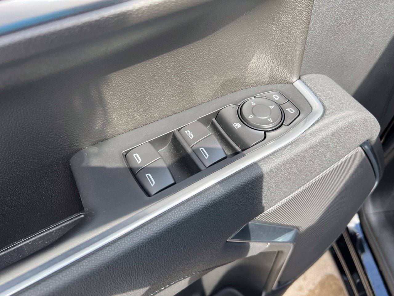 2026 Chevrolet Silverado 1500 LT - Photo 13