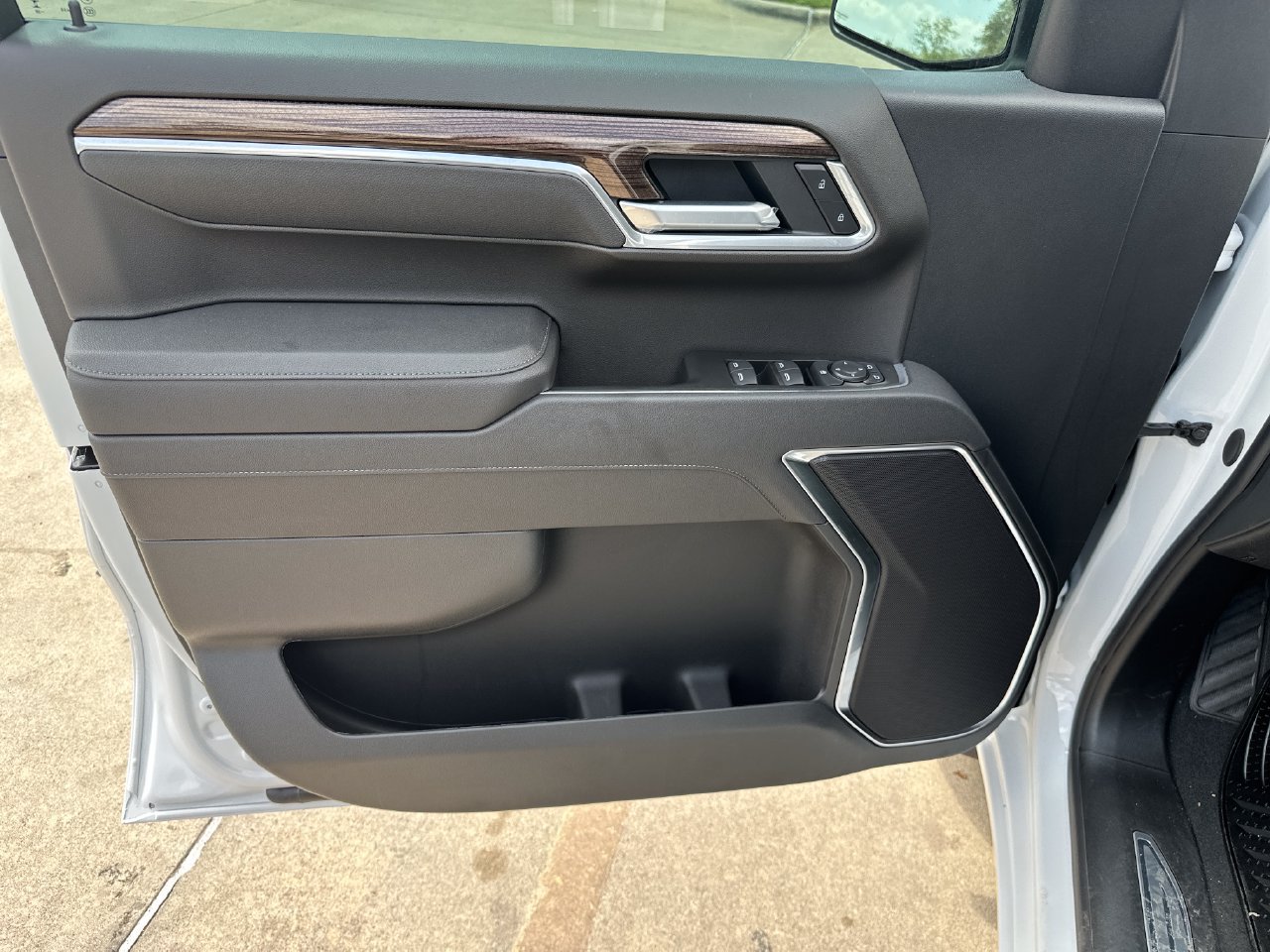 2026 Chevrolet Silverado 1500 LT - Photo 11
