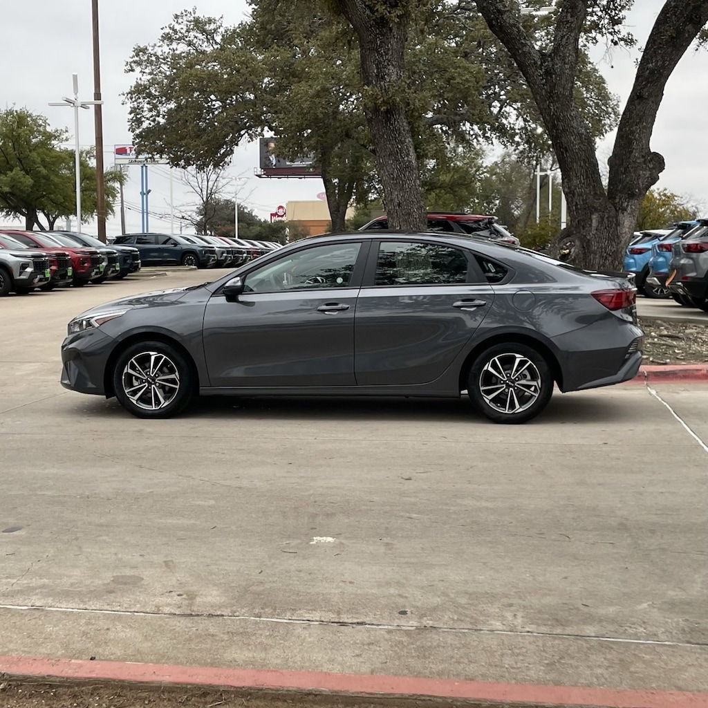 Used 2024 Kia Forte LXS Sedan