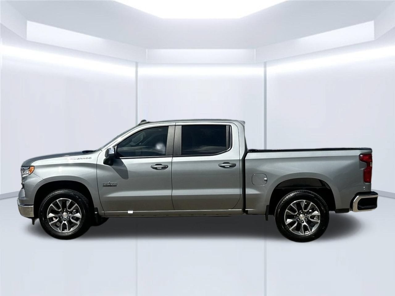 2026 Chevrolet Silverado 1500 LT Truck, photo 3