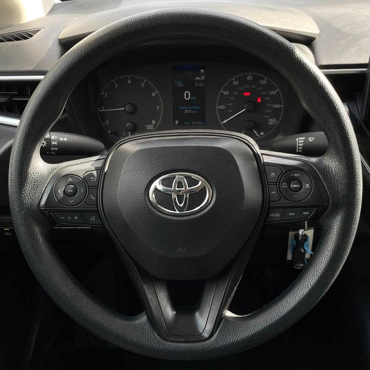 2024 Toyota Corolla LE - Photo 12