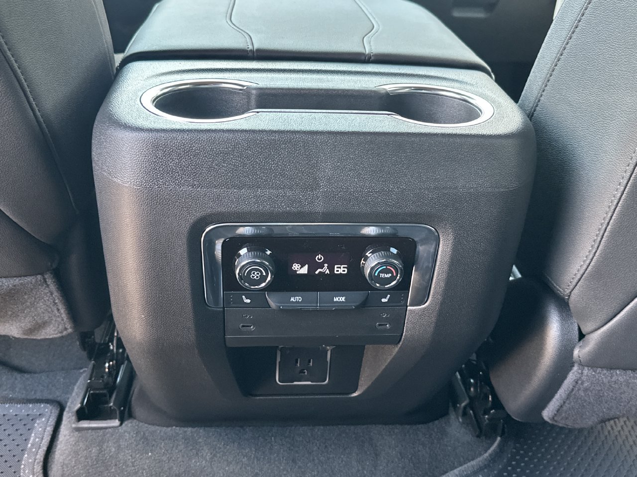 2026 Chevrolet Tahoe LT SUV, photo 29
