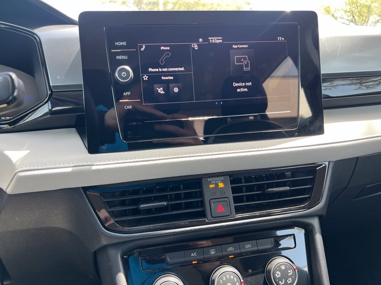 2025 Volkswagen Taos S - Photo 17