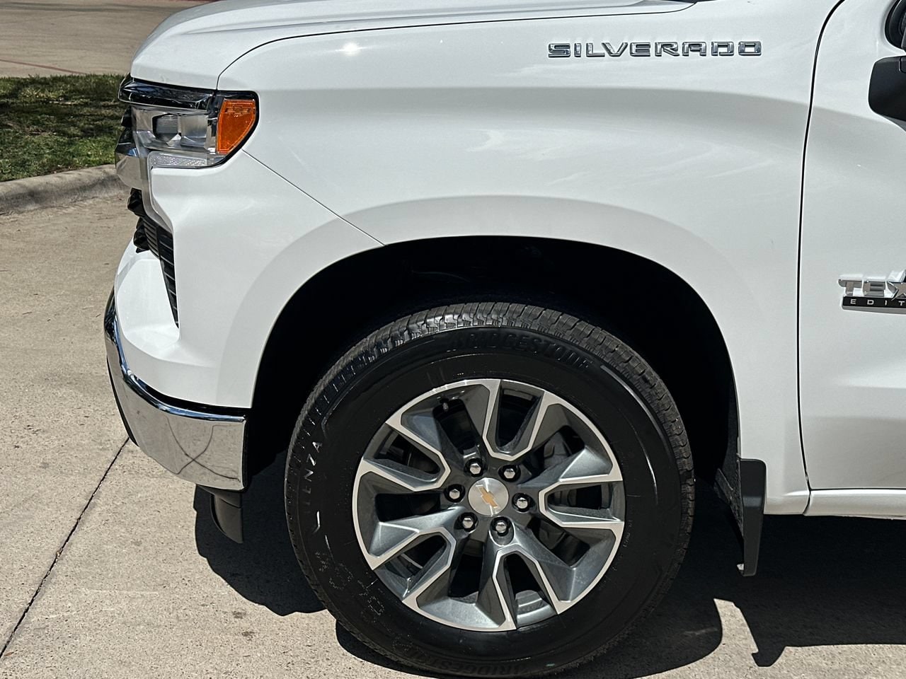 2026 Chevrolet Silverado 1500 LT - Photo 17