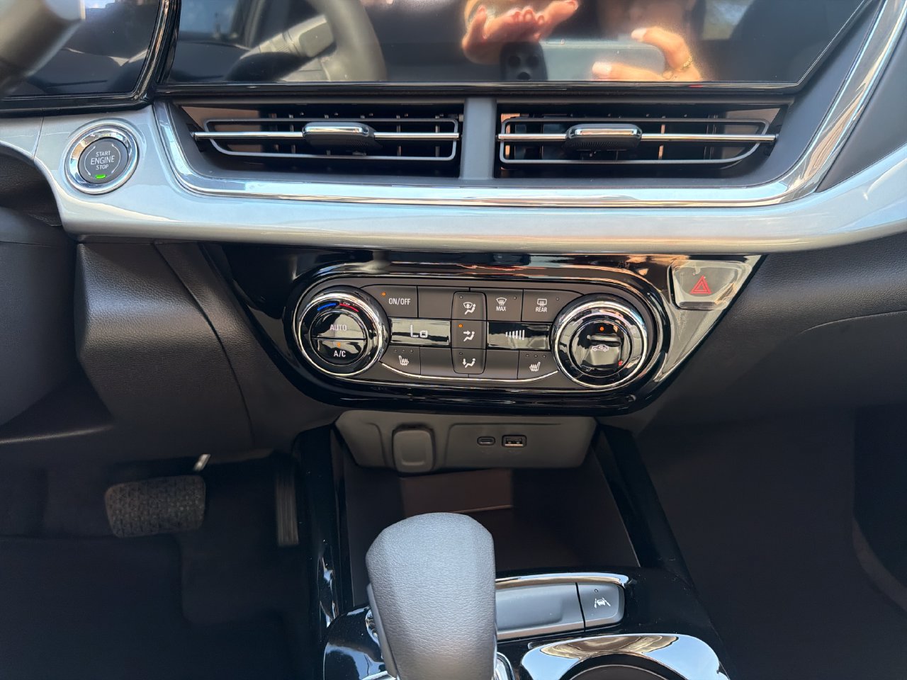 2026 Chevrolet Trax LT - Photo 19