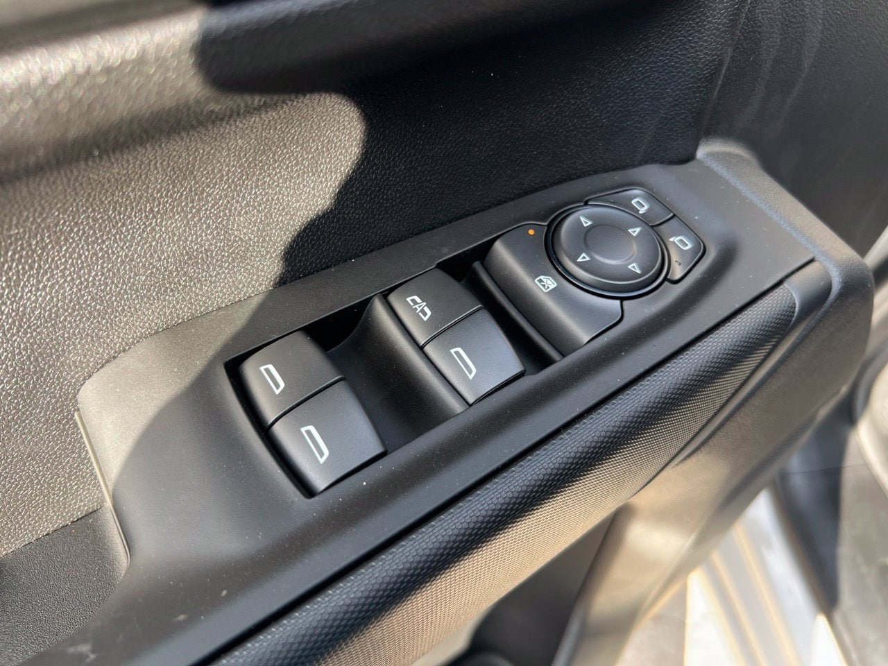 2026 Chevrolet Silverado 1500 Custom - Photo 13