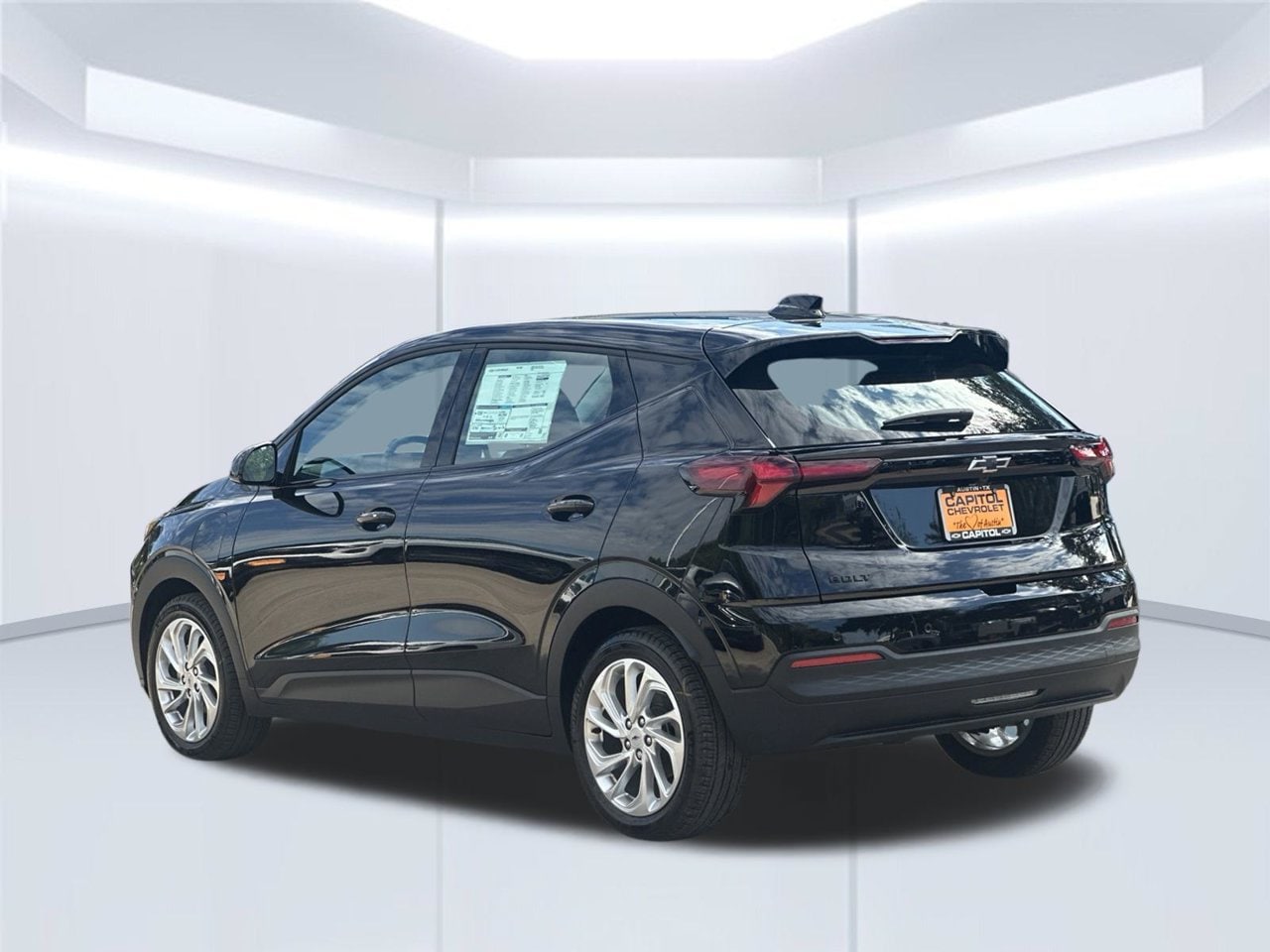 2027 Chevrolet Bolt LT SUV, photo 4