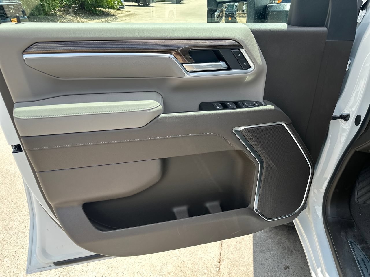2026 Chevrolet Silverado 2500 HD LT Truck, photo 12