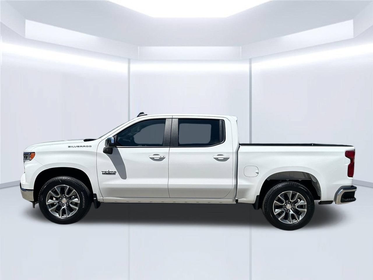 2026 Chevrolet Silverado 1500 LT Truck, photo 2
