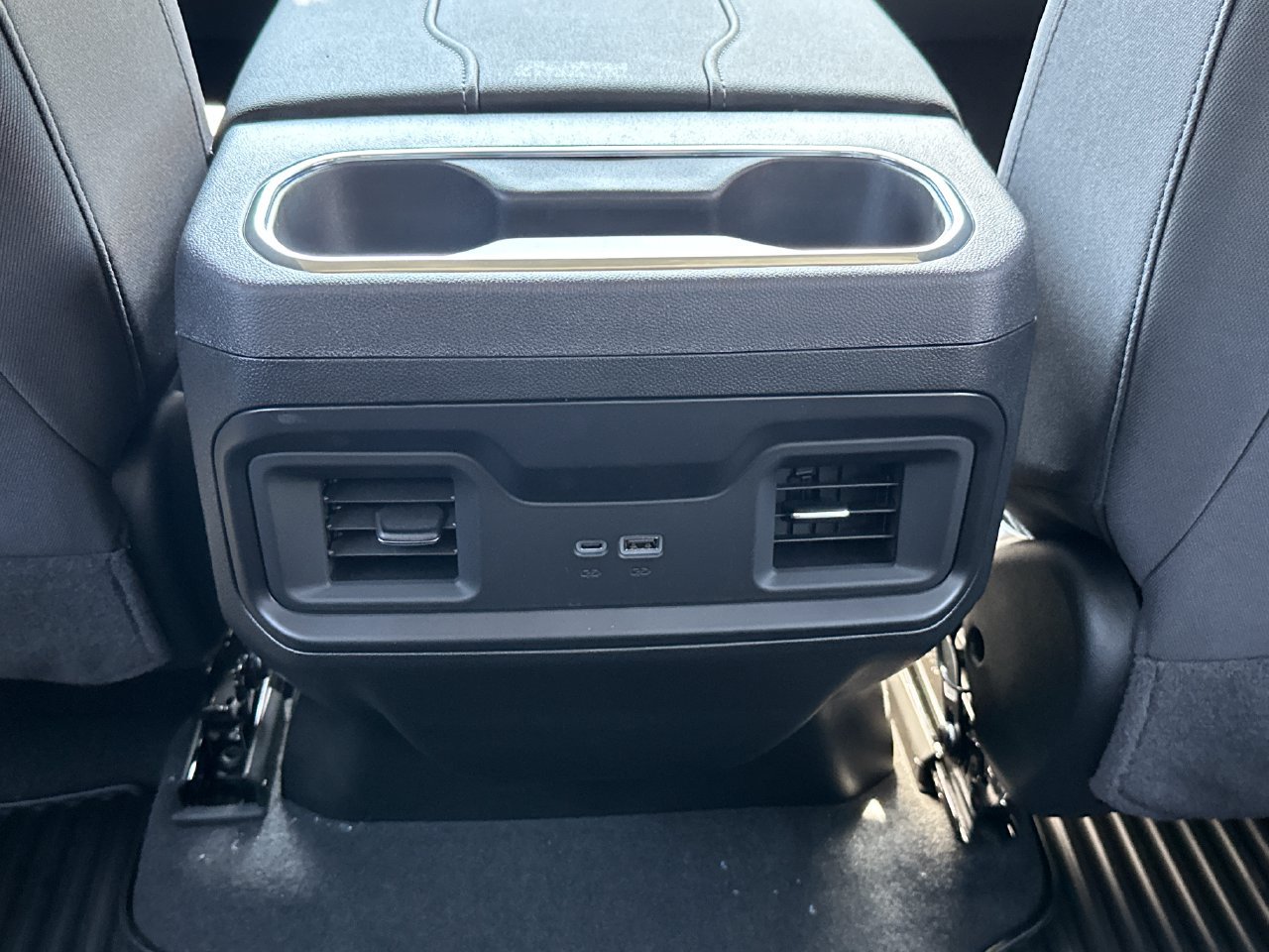 2026 Chevrolet Silverado 1500 LT - Photo 26