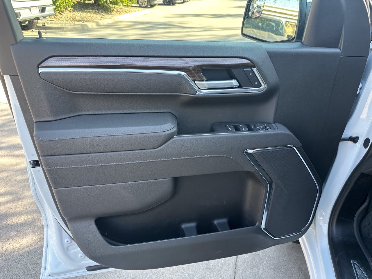 2026 Chevrolet Silverado 1500 LT - Photo 10