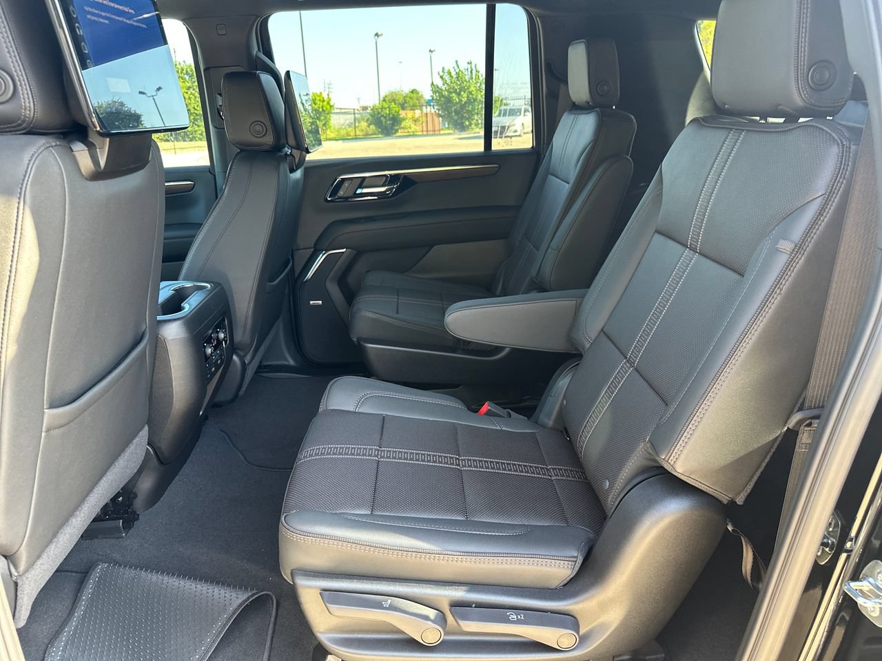 2026 Chevrolet Suburban High Country, photo 26