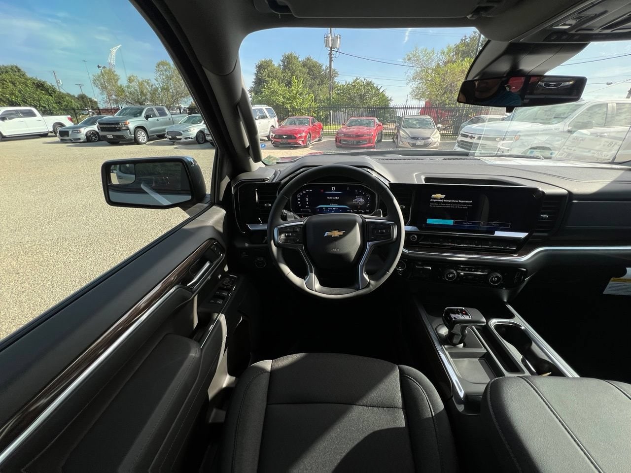 2026 Chevrolet Silverado 1500 LT Truck, photo 15