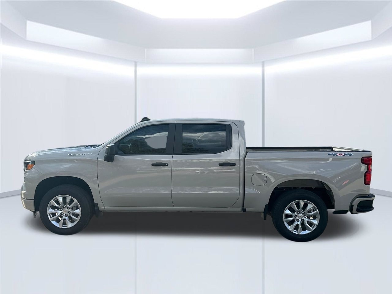 2026 Chevrolet Silverado 1500 Custom - Photo 2