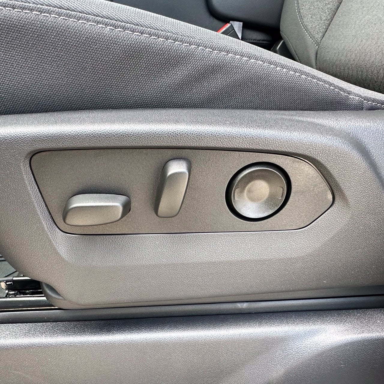 2026 Chevrolet Silverado 1500 Custom - Photo 24