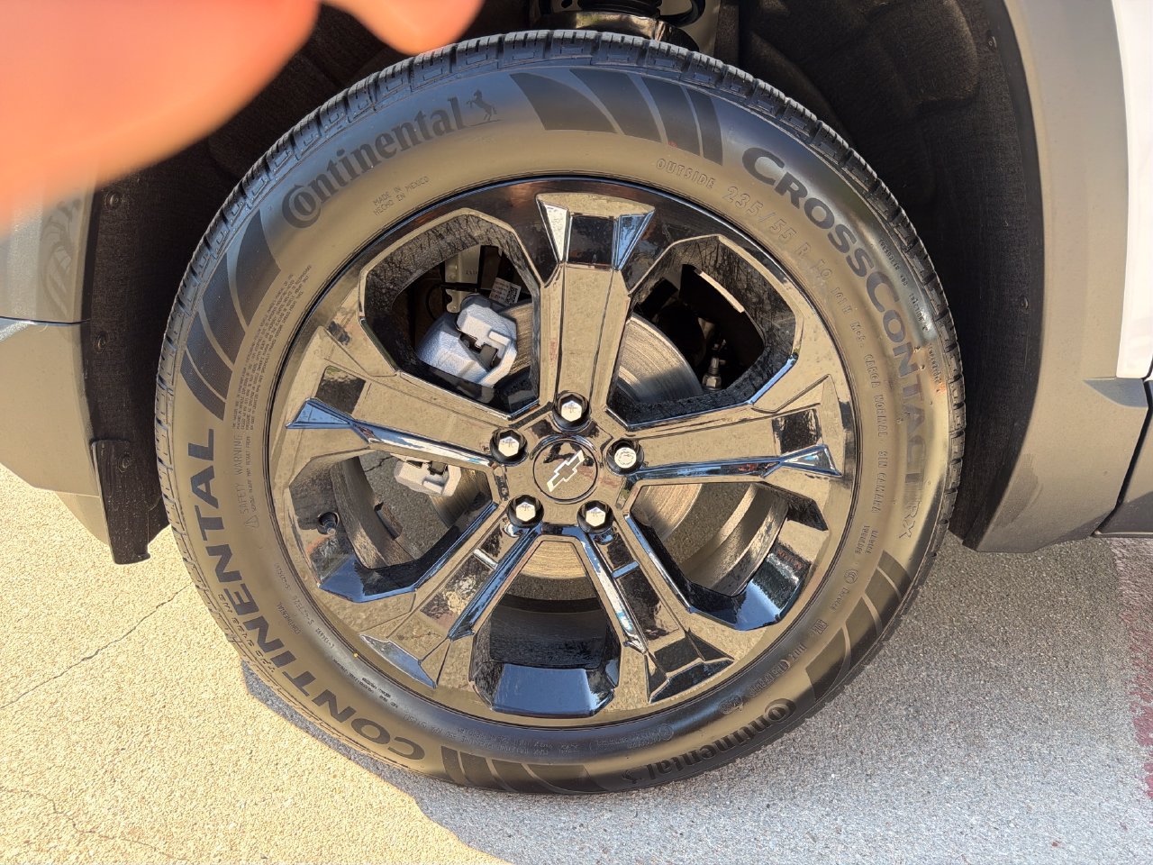 2027 Chevrolet Equinox LT - Photo 26