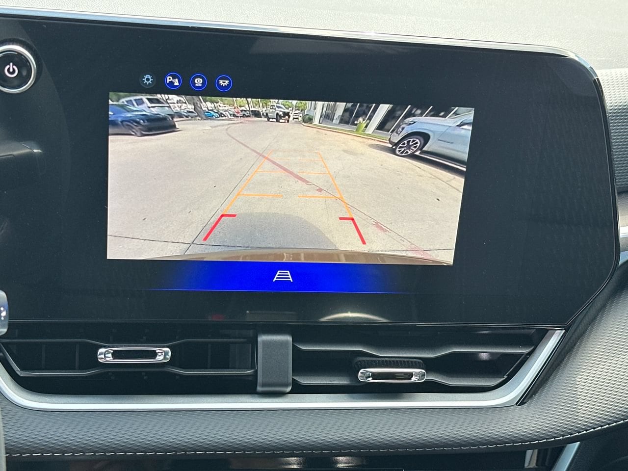 2027 Chevrolet Equinox LT SUV, photo 20