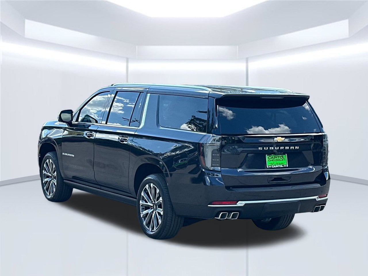 2026 Chevrolet Suburban High Country SUV, photo 4